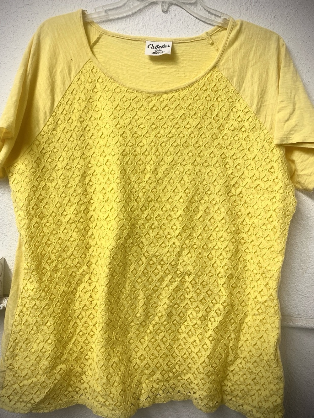 Cabela's - XL - Scoop Neck- Lemon Yellow - Cotton-Lace Front Short Sleeve Tee